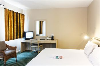 Elephant Springs Hotel 3*