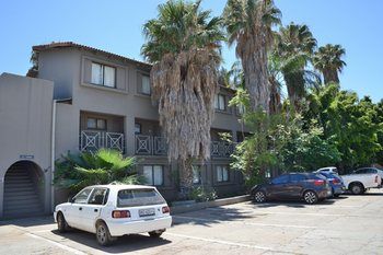 Elephant Springs Hotel 3*