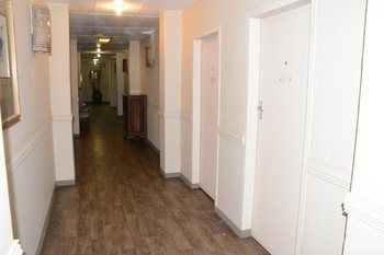 Elephant Springs Hotel 3*