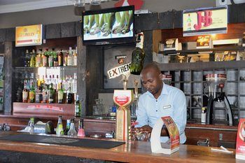 Elephant Springs Hotel 3*