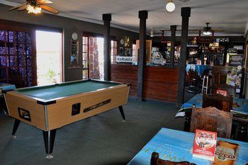 Elephant Springs Hotel 3*