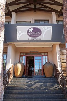 Elephant Springs Hotel 3*