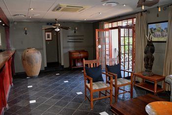 Elephant Springs Hotel 3*