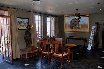 Elephant Springs Hotel 3*