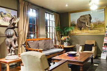 Elephant Springs Hotel 3*