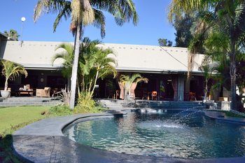 Elephant Springs Hotel 3*