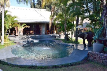 Elephant Springs Hotel 3*