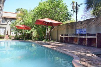 Elephant Springs Hotel 3*