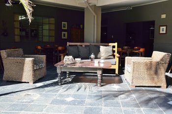 Elephant Springs Hotel 3*