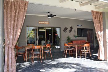 Elephant Springs Hotel 3*