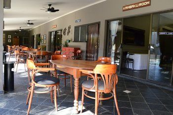 Elephant Springs Hotel 3*