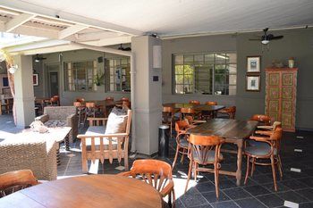 Elephant Springs Hotel 3*