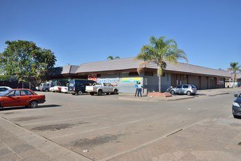 Elephant Springs Hotel 3*