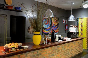 Elephant Springs Hotel 3*