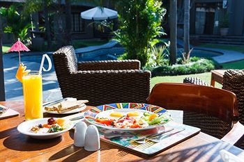 Elephant Springs Hotel 3*