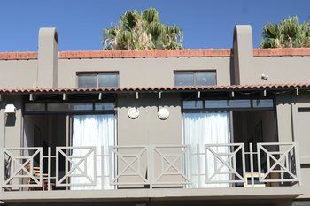 Elephant Springs Hotel 3*