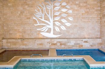 Seasons Golf, Leisure & Spa 4*
