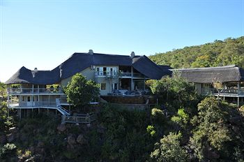 Clifftop Exclusive Safari Hideaway 5*