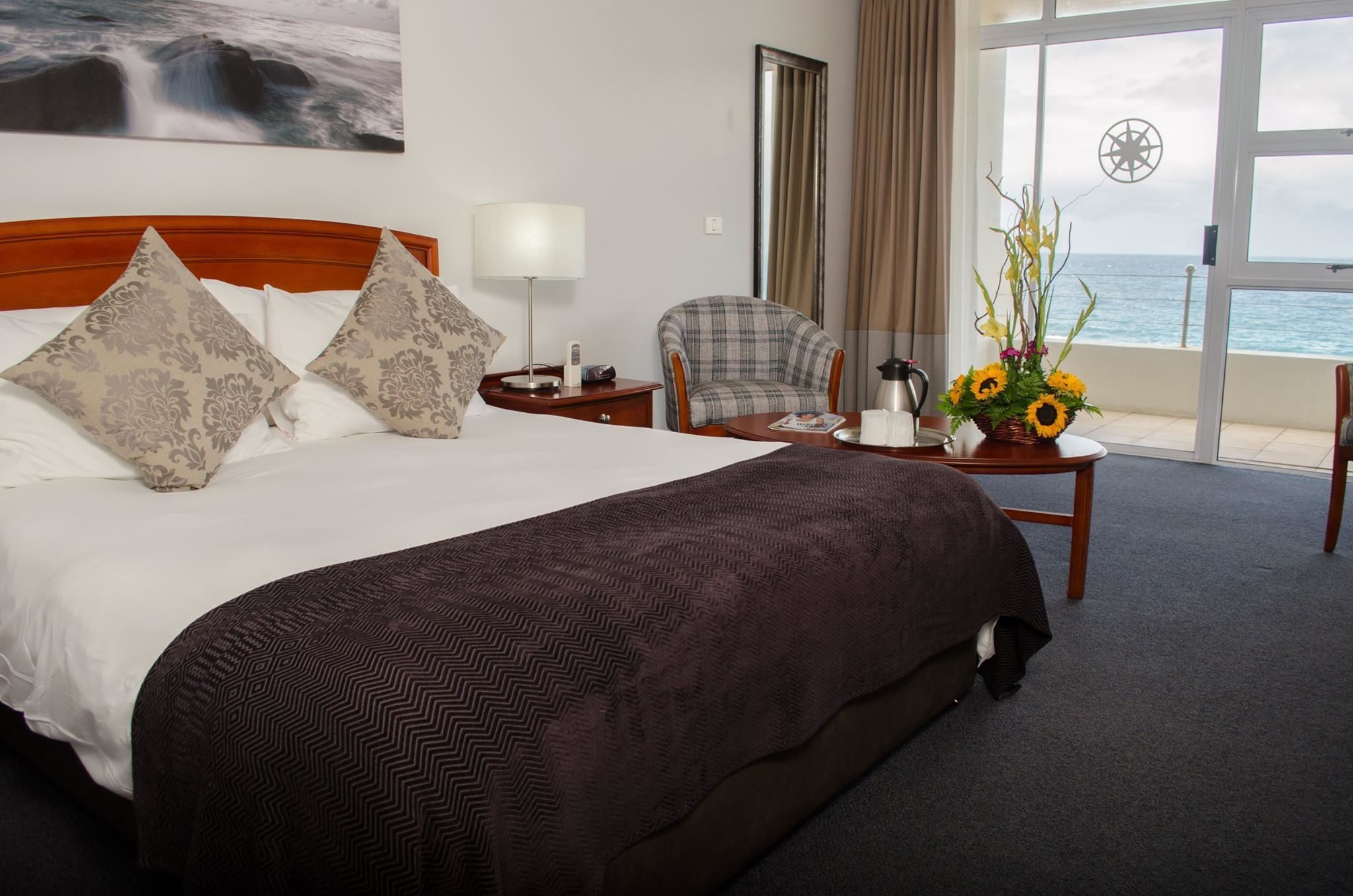 The Point Hotel & Spa 4*