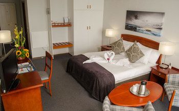 The Point Hotel & Spa 4*