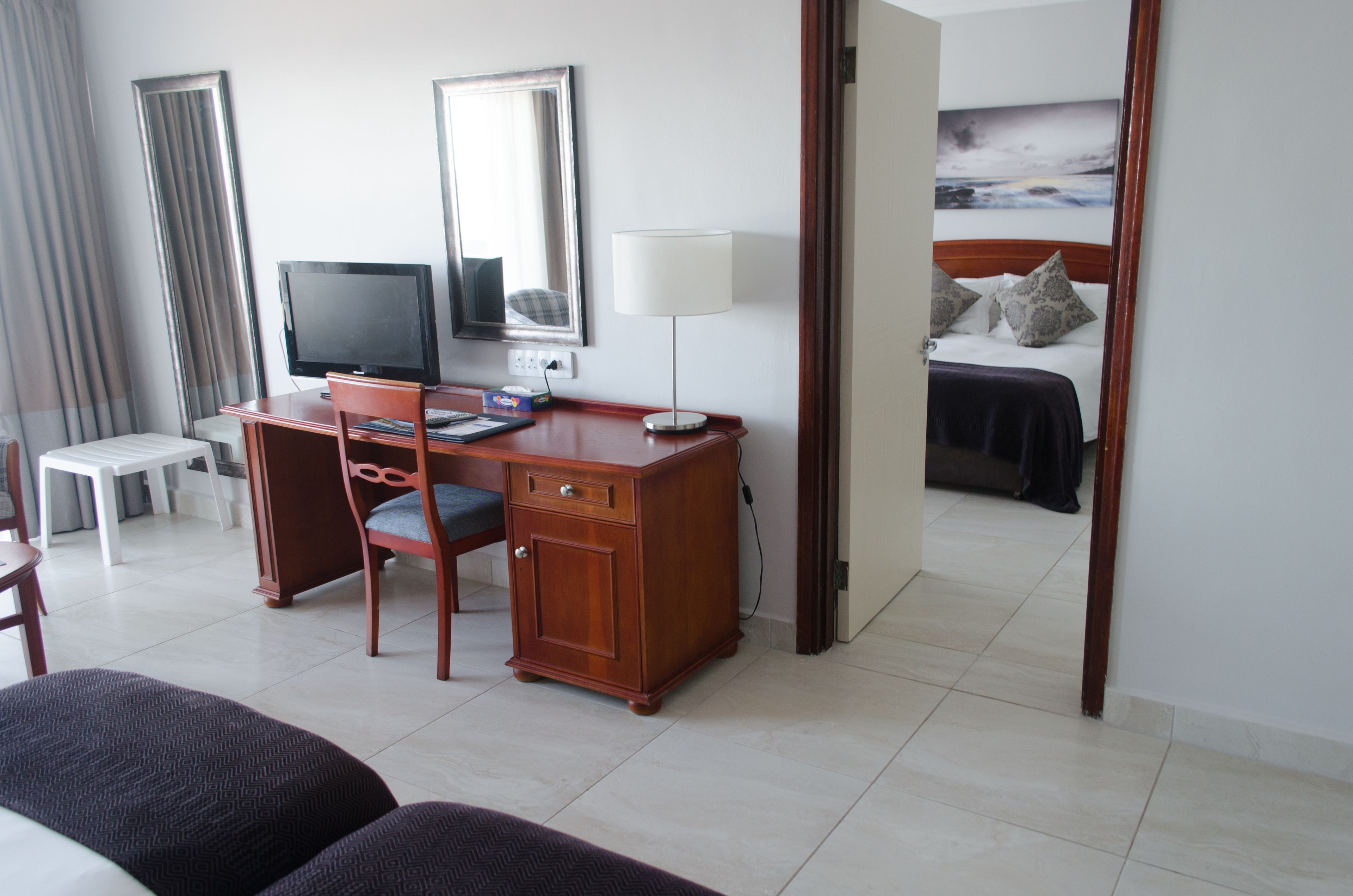 The Point Hotel & Spa 4*