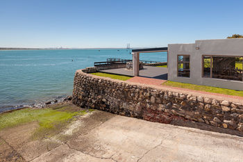 Saldanha Bay Hotel 3*