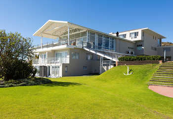 Saldanha Bay Hotel 3*