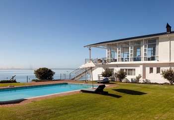 Saldanha Bay Hotel 3*