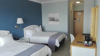 Saldanha Bay Hotel 3*