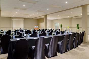 Saldanha Bay Hotel 3*