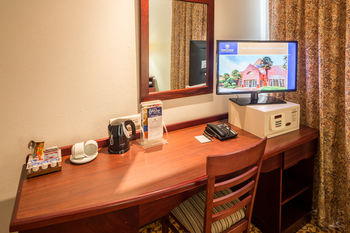 Town Lodge George 3*