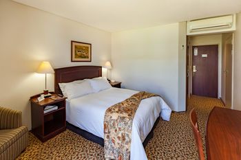Town Lodge George 3*