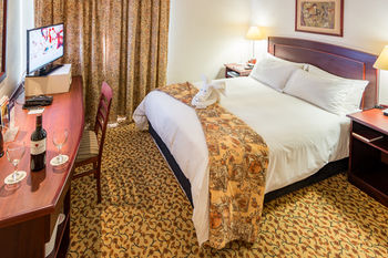 Town Lodge George 3*