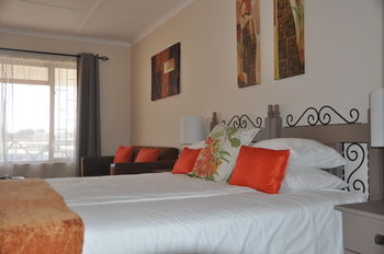 Saxon Lodge 0*