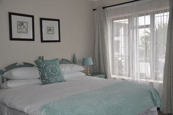 Saxon Lodge 0*