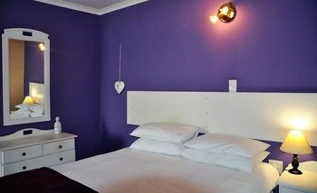 Saxon Lodge 0*