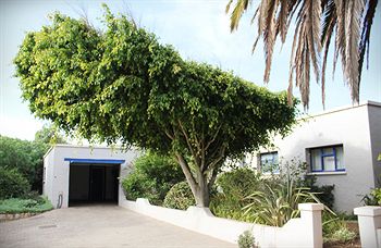 Blue Bay Lodge 3*