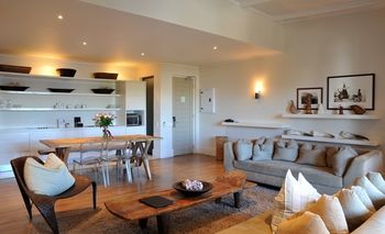 aha The Rex Hotel 4*