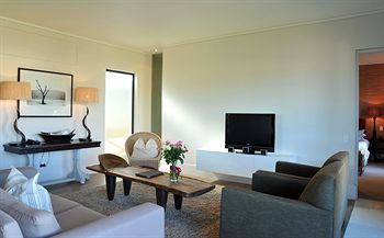 aha The Rex Hotel 4*