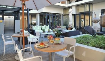 aha The Rex Hotel 4*