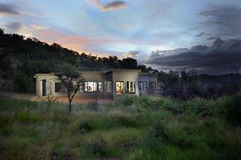 Shepherd's Tree Game Lodge 0*