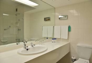 Worcester Cumberland Hotel 3*