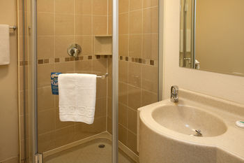 Road Lodge Southgate 1*