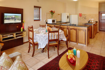 First Group Perna Perna Mossel Bay 3*