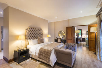 AM Lodge 0*