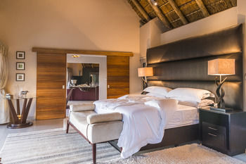 AM Lodge 0*
