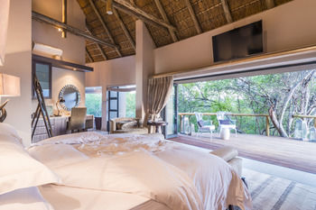 AM Lodge 0*
