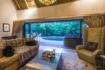 AM Lodge 0*