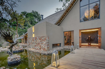 AM Lodge 0*