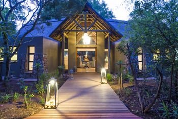 AM Lodge 0*